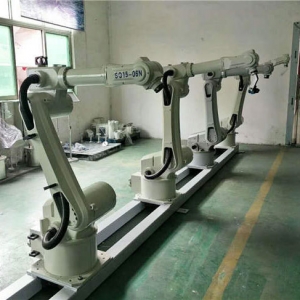 工業機器人
